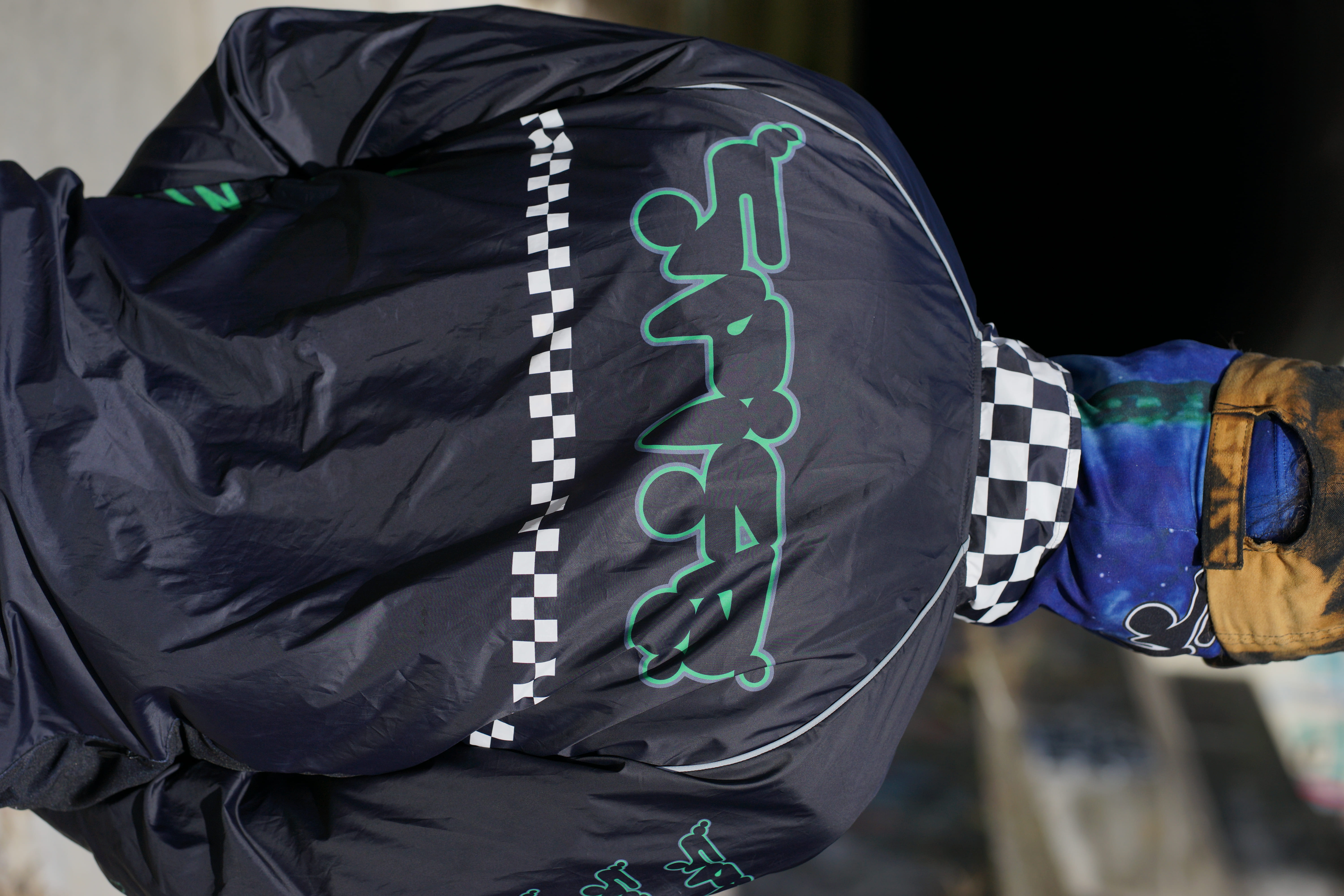 LIGHTWEIGHT RACE JACKET