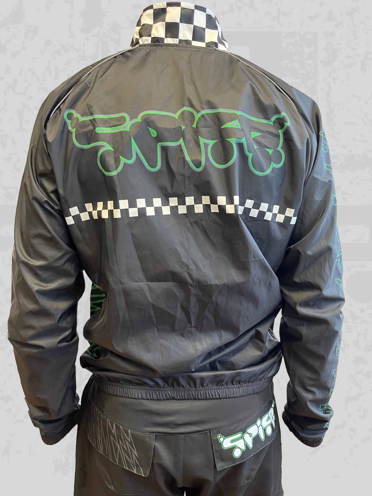 LIGHTWEIGHT RACE JACKET